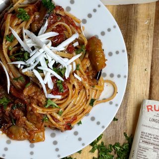 Mussels with Pasta in Tomato Sauce